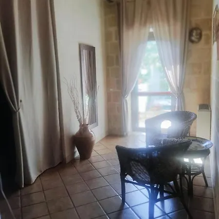 Al Passaggio Di Pirro *